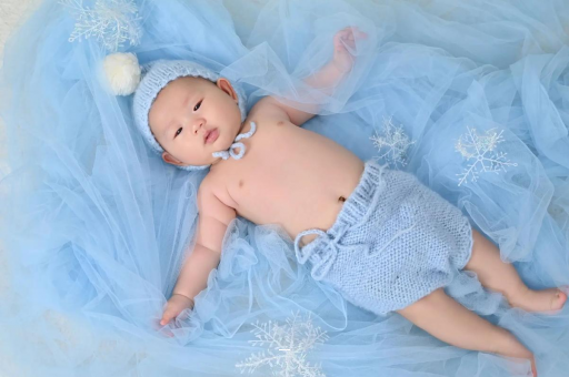 固原宝宝流黄鼻涕打喷嚏 固原宝宝流黄鼻涕打喷嚏